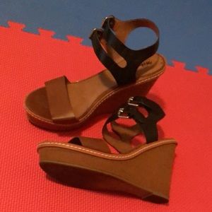 Mossimo wedges